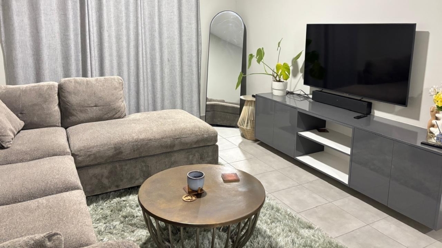 2 Bedroom Property for Sale in Parklands East Western Cape